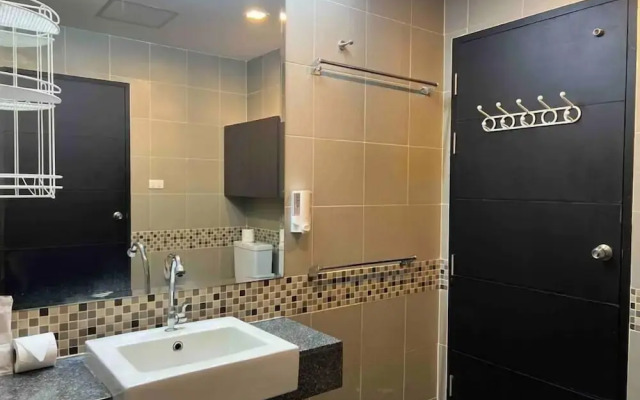 Sea View Suite Pool Access  C81