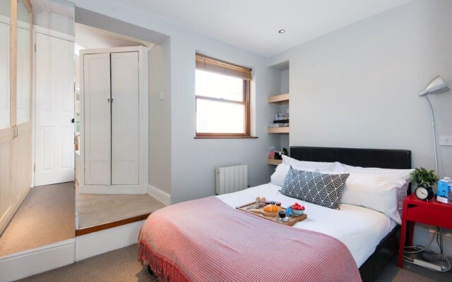 The Loft Wimbledon Retreat - MAO