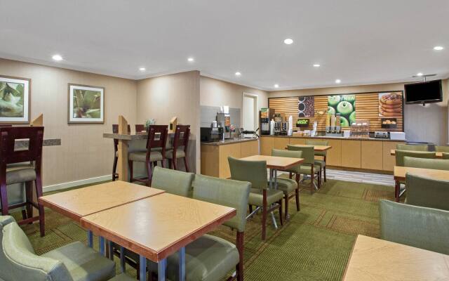 La Quinta Inn Auburn Worcester