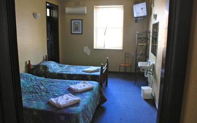 Belmore Hotel Maitland