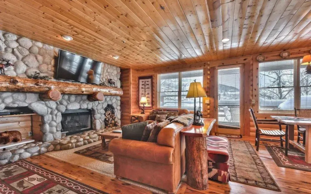 Deer Valley Comstock Lodge