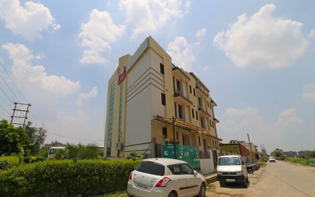 OYO 404 Hotel BlueBell