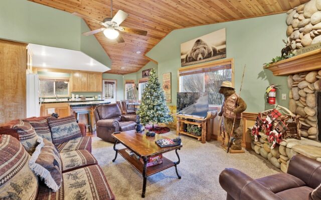 Sleepy Bear Lodge # 2385