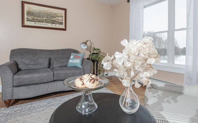 Maple Rock Bed & Breakfast