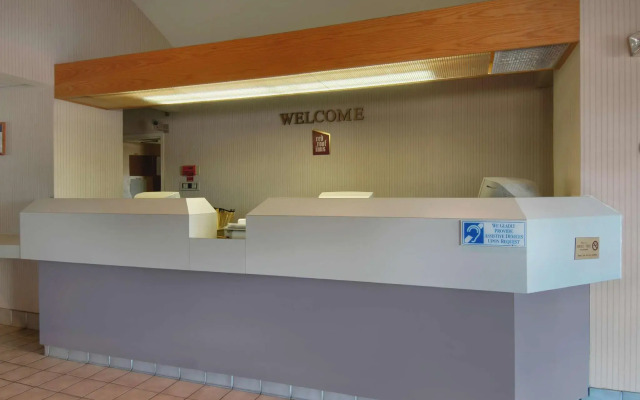 Red Roof Inn Austin - Round Rock