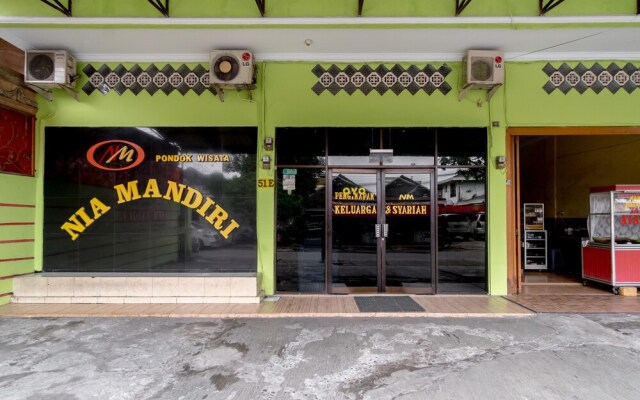 Nia Mandiri by Oyo Rooms
