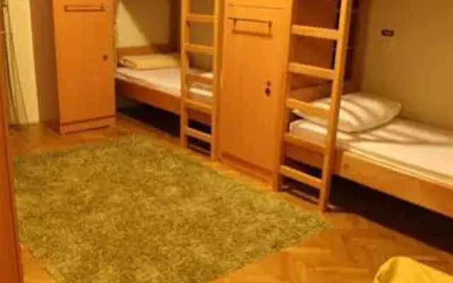 Tchaikovsky Hostel Split