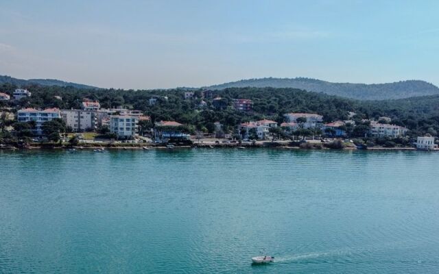 Ayvalık Maviçam Otel