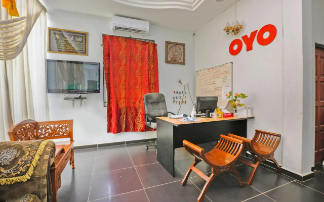 OYO 89933 Nun Hotel