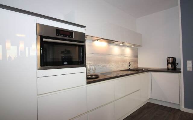 Wohnen am Yachthafen W25