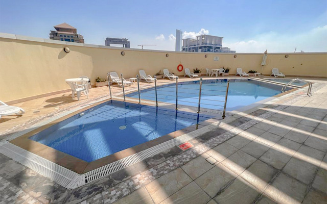 Goldcrest Executive - Studio Apartment - MSG 8727