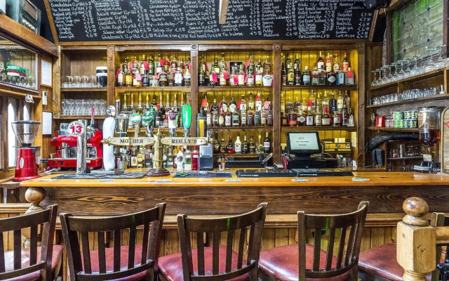 The Uppercross House Hotel