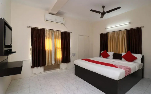Aryan Residency By OYO Rooms
