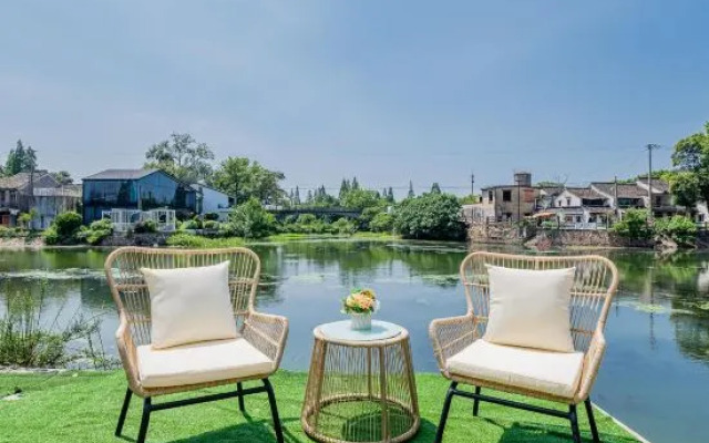 Nanzha Fuchang Bridge Family Vacation Homestay (Wuzhen Scenic Area Branch)