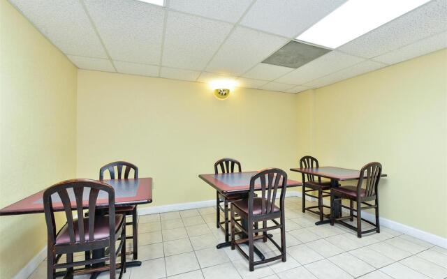 Americas Best Value Inn Evansville