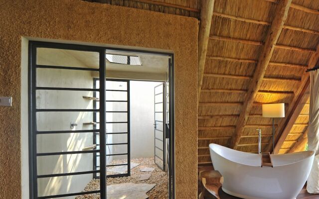 Nile Safari Lodge