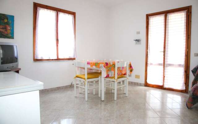 San Teodoro Lu Fraili Apartments