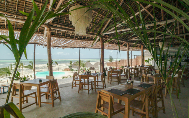 Zanbluu Beach Hotel