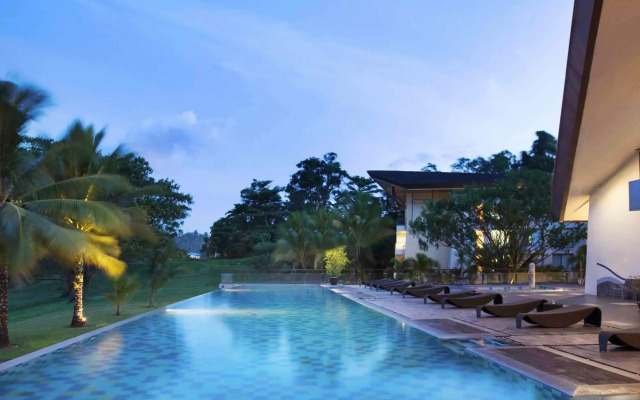 Novotel Manado Golf Resort & Convention Center