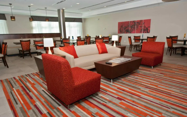 Holiday Inn Express Columbus - Easton