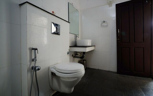 OYO 10637 Hotel Chandana Residency