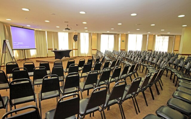 San Raphael Hotel