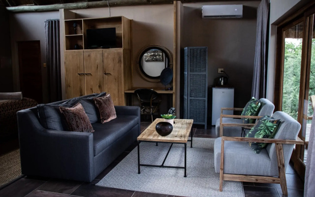 Black Rhino Game Lodge