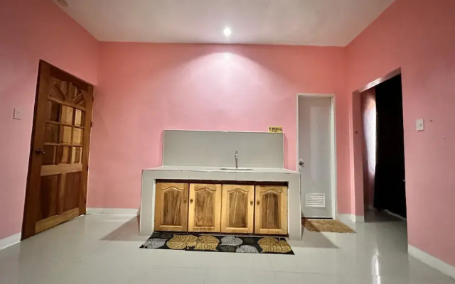 Rozay Travellers Inn