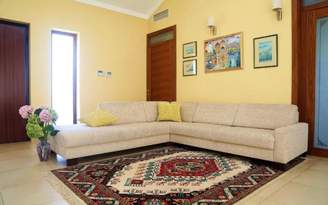 Apartment Larin