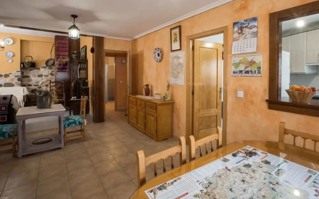 Alamo House 102511 by MO Rentals