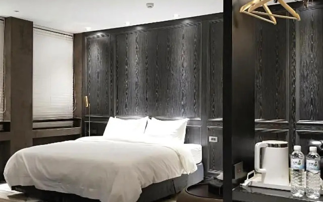 Small Hotel