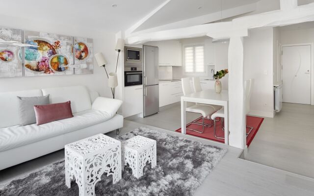 Zuria Apartment by FeelFree Rentals