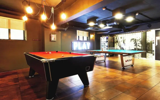 VITA Student-only Studio, Zed Alley
