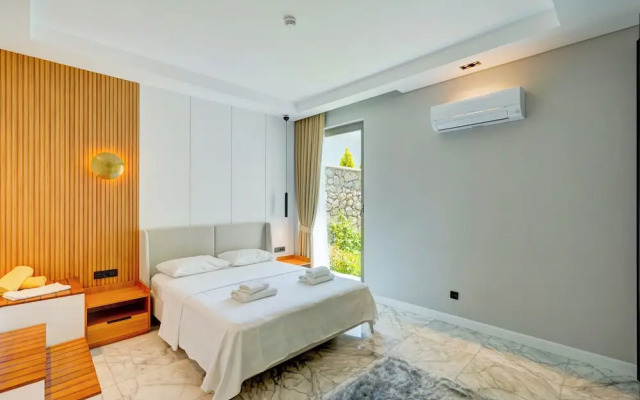 Neptune-2 PLANET LUXURY VILLAS