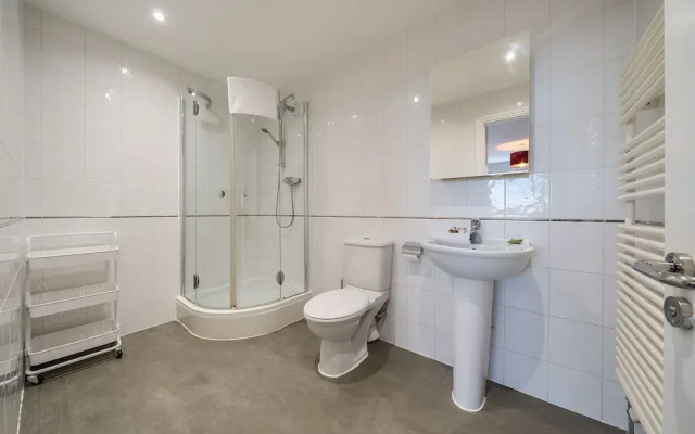 Roomspace -The Courtyard Penthouse