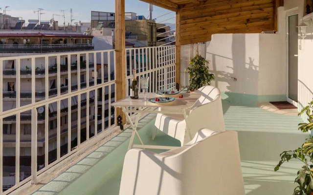 BLUE and WHITE apartment vipgreece