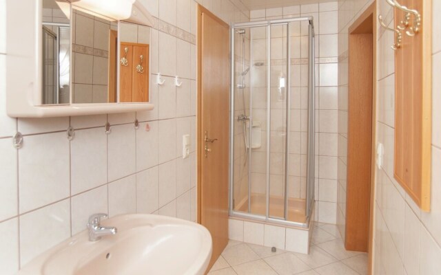 Pretty Holiday Home in Neustadt am Rennsteig Near Ski Area