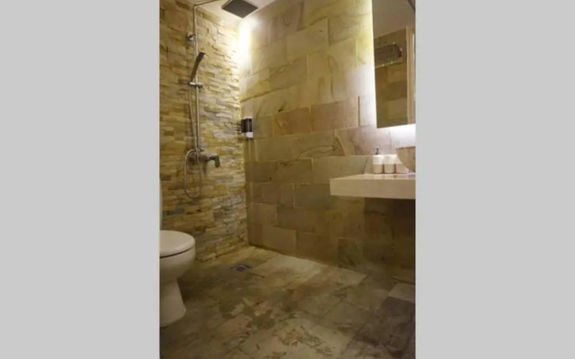 Comfy 2BR Apartment at Pakuwon Mall With Wifi