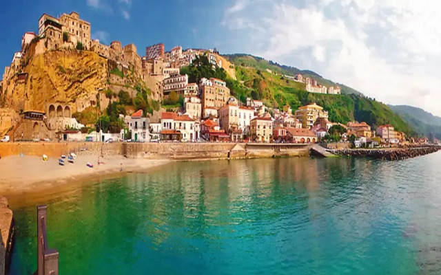 Italian Charm, Modern Elegance in Pizzo