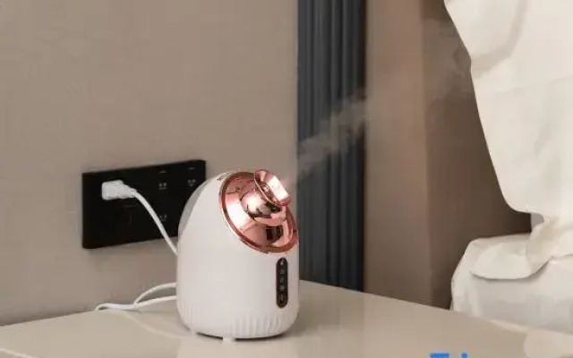 Xana Hotelle Hotel (Guangzhou Wanda Plaza Feixiang Park Subway Station)