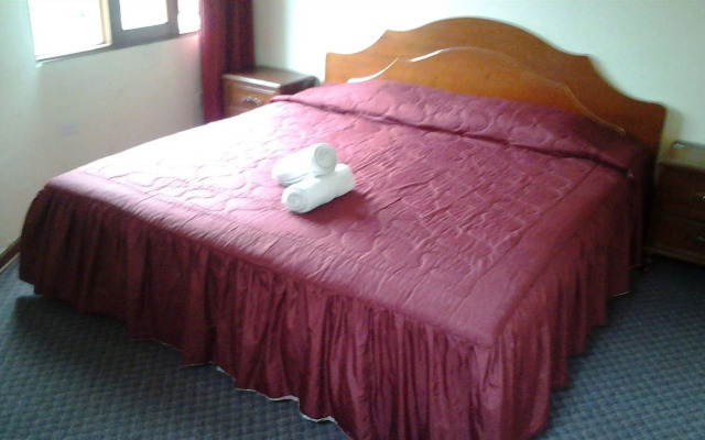 Hostal Lima