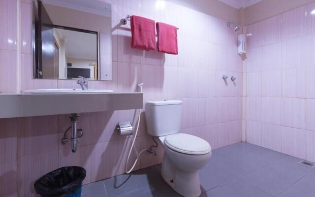 Grand Sari Hotel