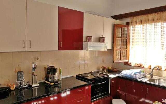 Myrto's Apartment No15