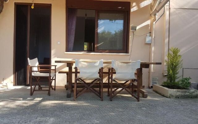 Elia Guesthouse