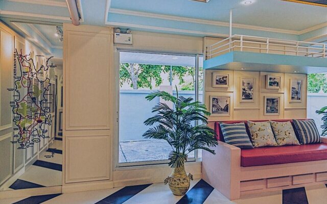 The Tint at Phuket town