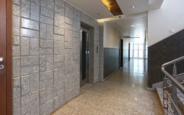 OYO 8190 Hotel Satyan Inn