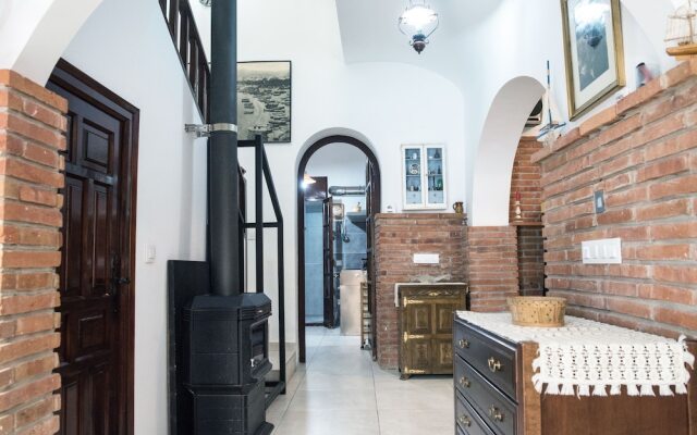Casa Algavira