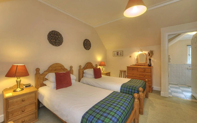 Knap Guest House