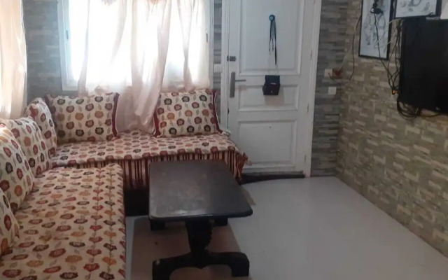 Captivating 4-bed House in Tamaris