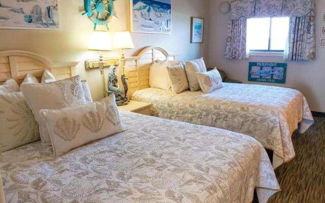 Coral Beach 816